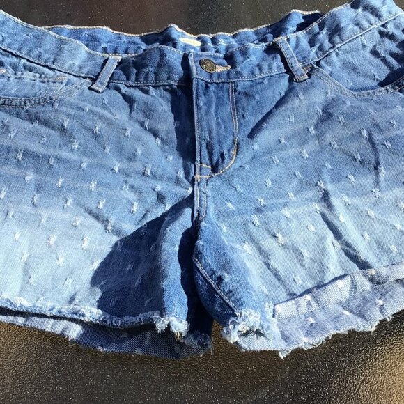 Old Navy Pants - OLD NAVY DENIM SHORTS SIZE 12